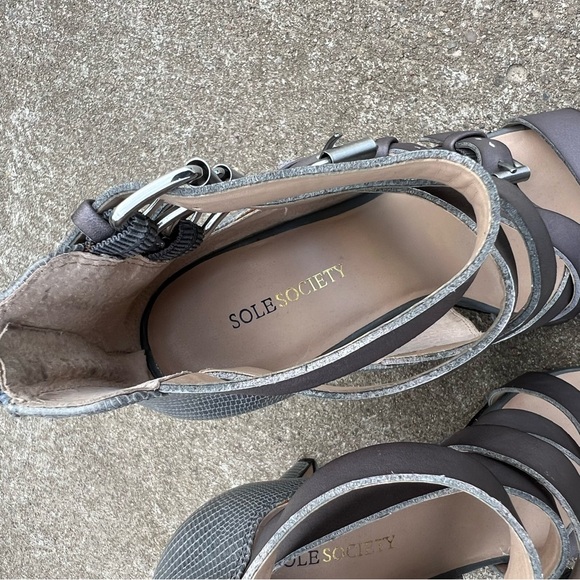 Sole Society Ashton Textured High Heel Sandal Gray Strappy Buckle, size 8-1/2 - Picture 11 of 13